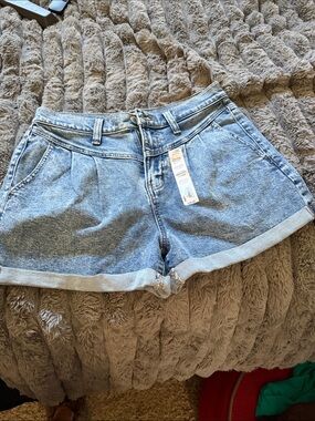 SO Light Blue Rolled Hem Denim Shorts